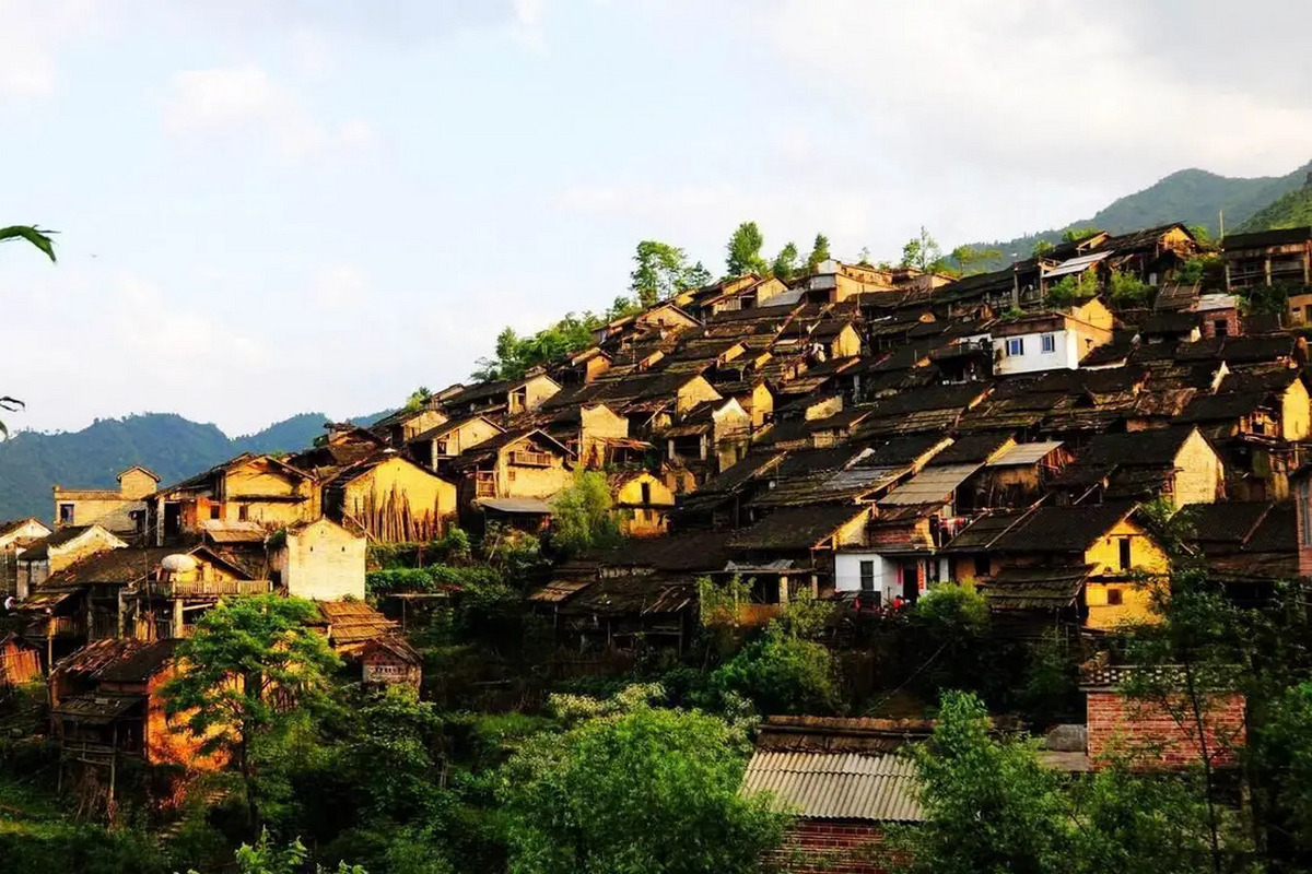 清远：连南瑶族自治县三排镇南岗