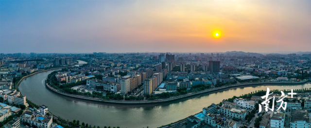 NFC_ARTICLE.title|raw