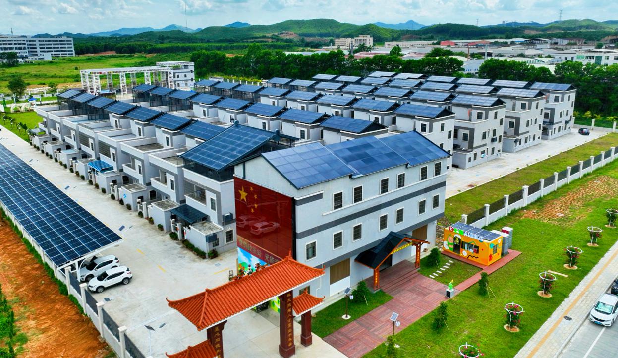 莲珠新村“光伏+建筑”示范项目2.jpg