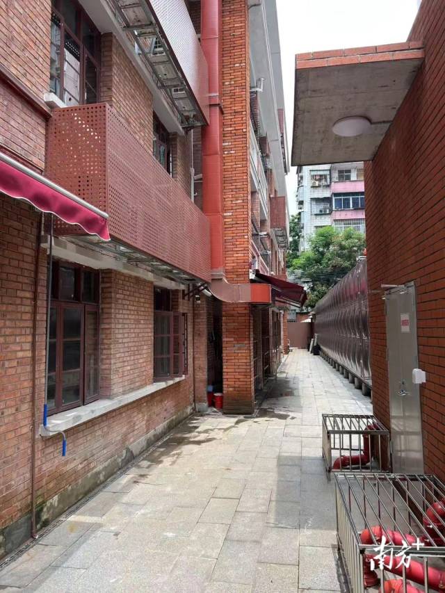 12号南侧加建消防水池 受访者供图.jpg