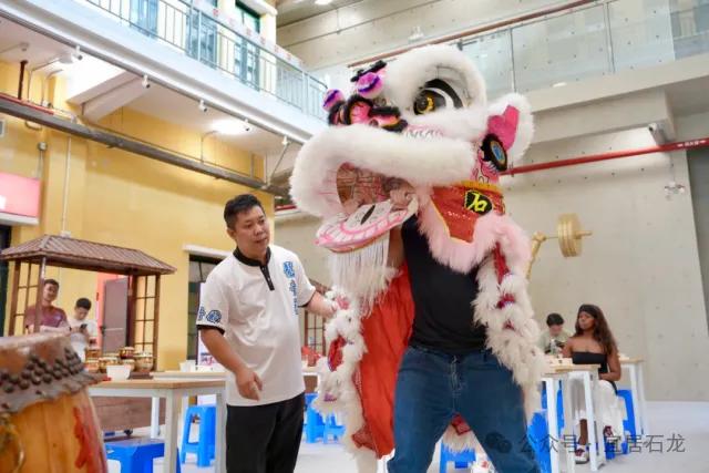 NFC_ARTICLE.title|raw