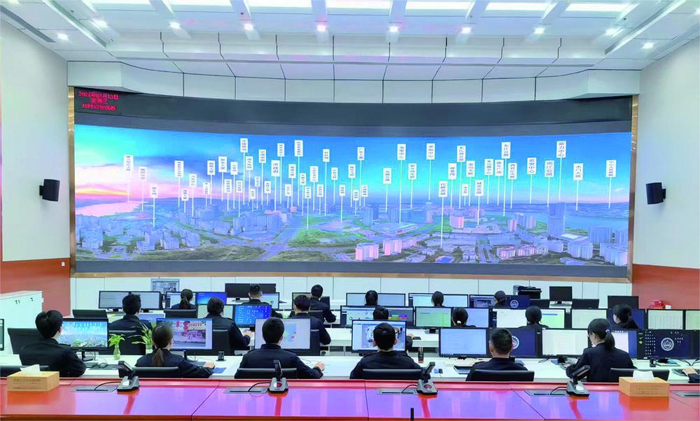 惠州市城管指挥调度大厅.jpg